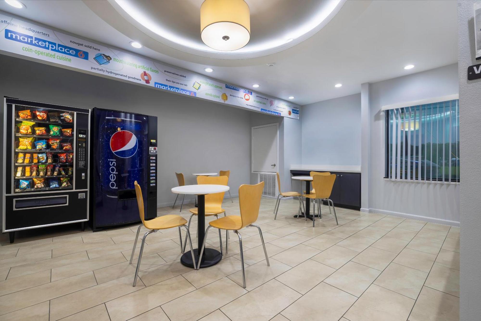 Studio 6 Suites Texas City, Tx I 45 South Buitenkant foto